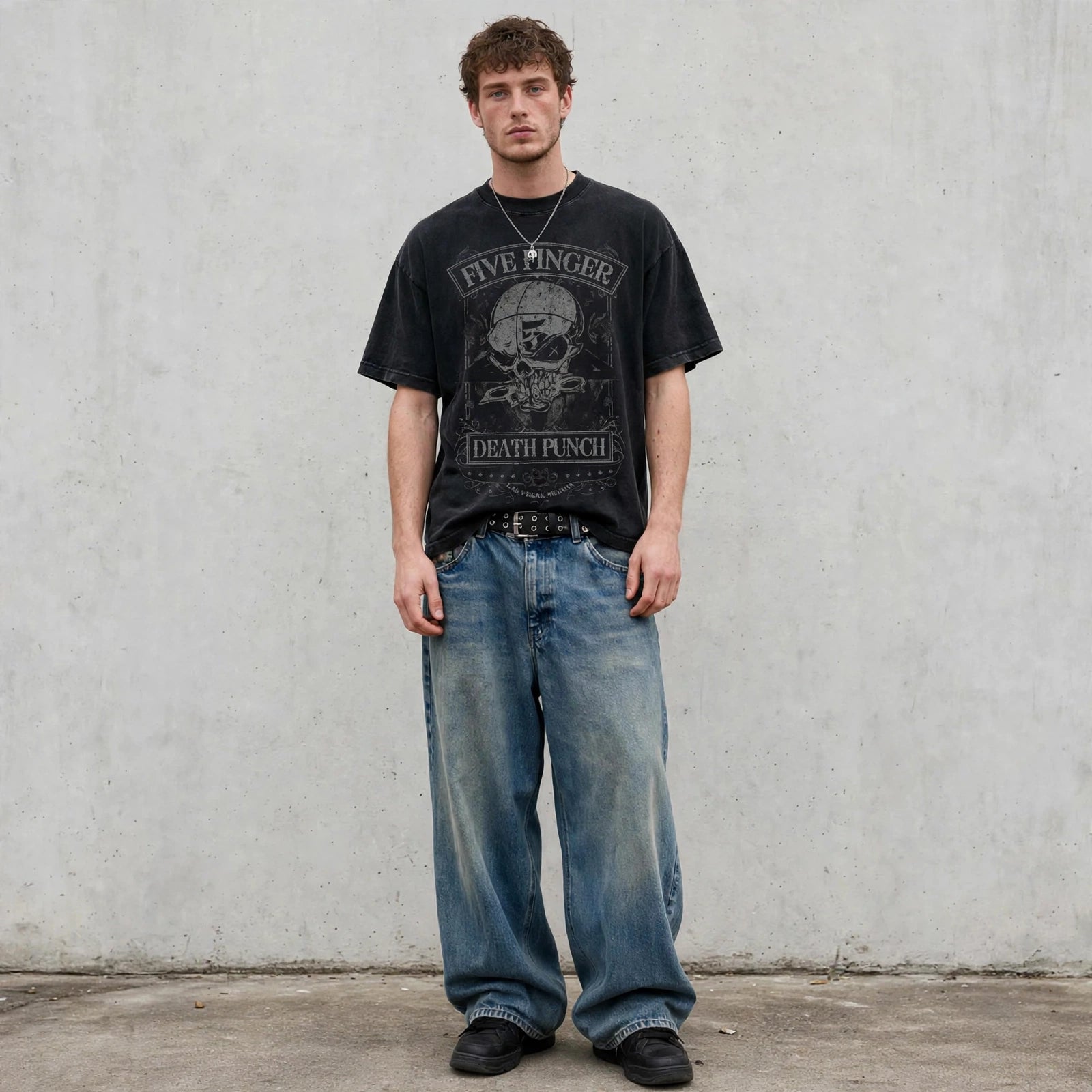 T-Shirt Heavy Graphic Vintage Skull Emblem