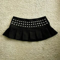 Mini Saia Plissada Goth com Cruzes "CROSS STUDDED MINI SKIRT"