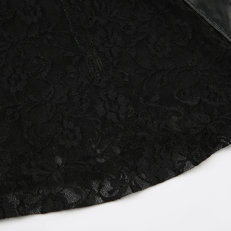 Calça de Pele Sintética Flare Goth com Fivelas "GOTHIC BUCKLE FLARE"