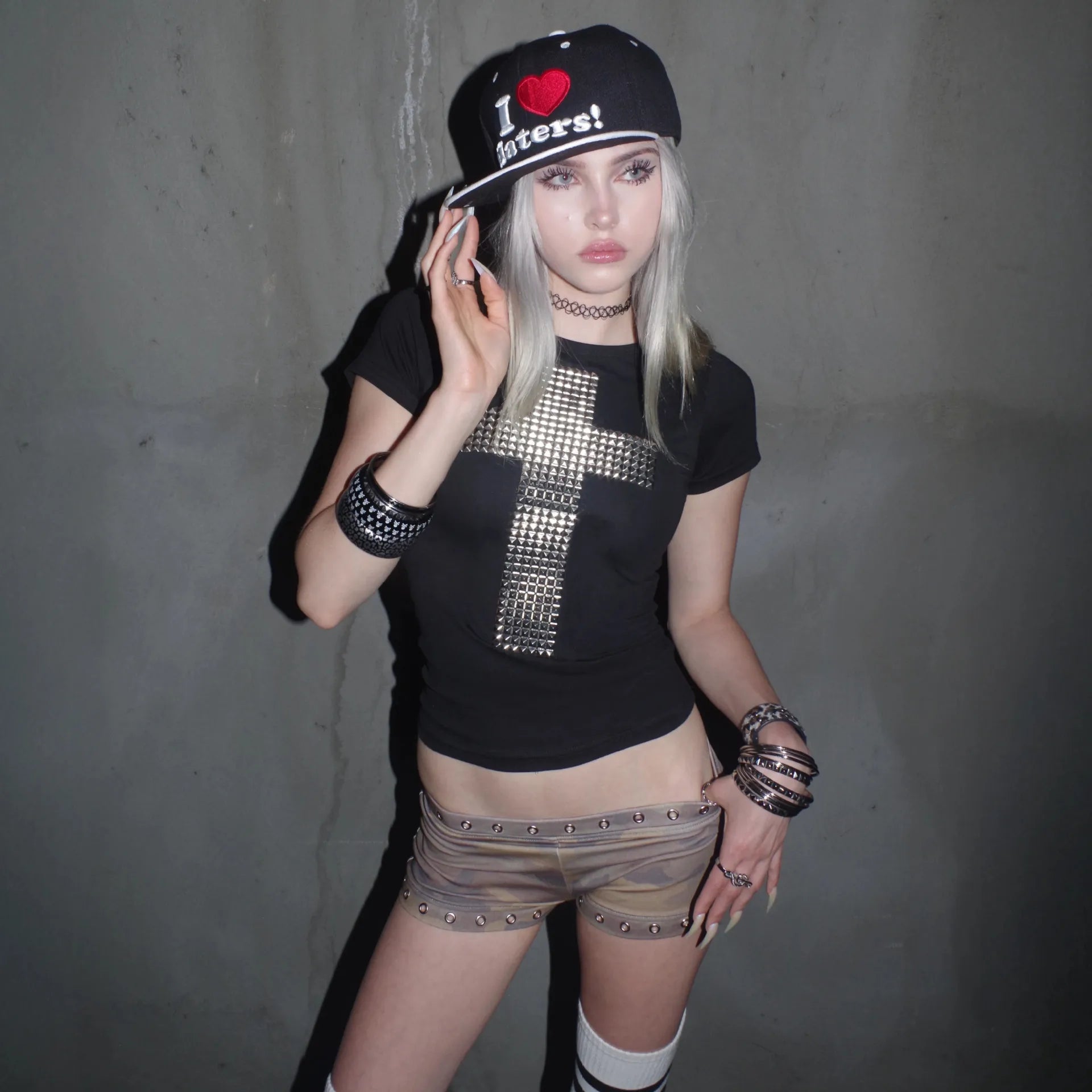 T-Shirt Crop Goth "RHINESTONE CROSS"