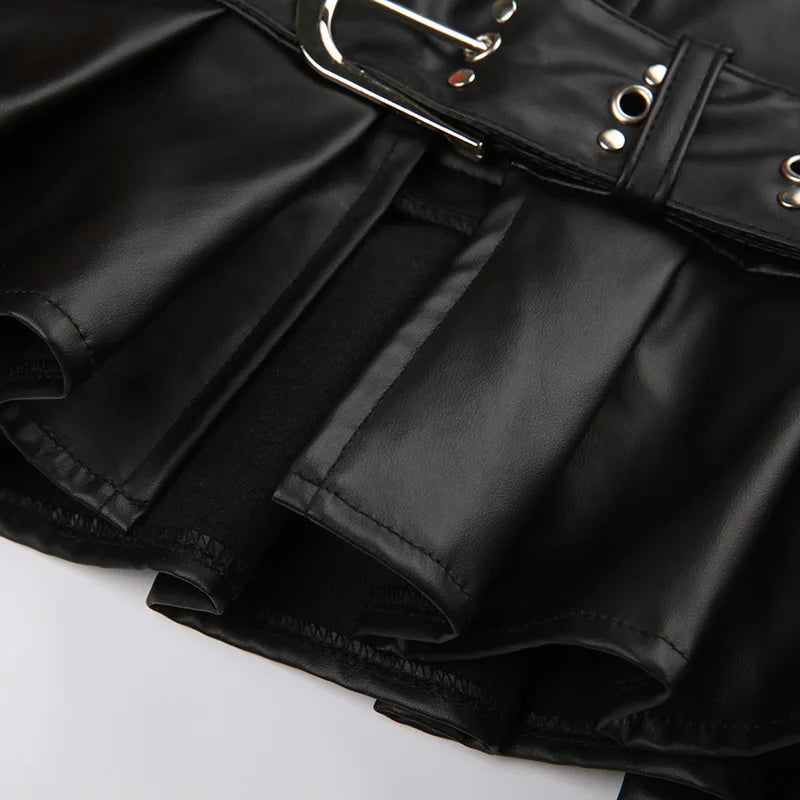 Mini Saia Plissada em Pele Sintética com Cinto "ZIPPER BELTED LEATHER MINI SKIRT"