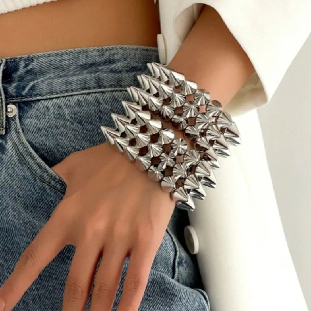 Pulseira com Tachas SPIKED